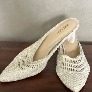 Cult Gaia Della Mules 38.5 white